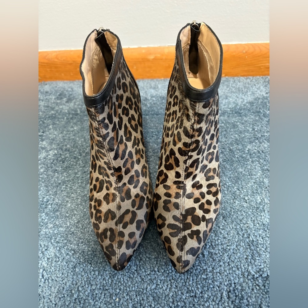 Adrienne Vittadini Pointed Toe Leopard Print Boot… - image 6